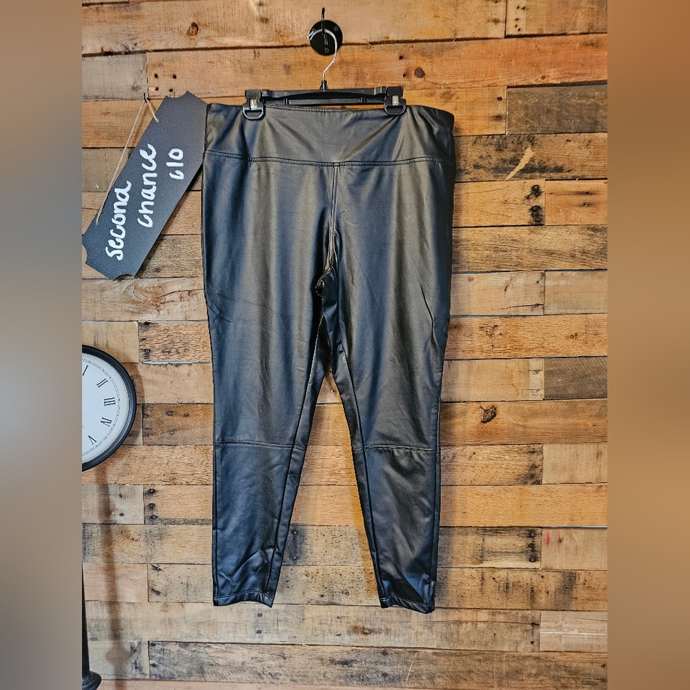 a. new day Women's Black Faux Leather Pull On Lined Leggings Size XL